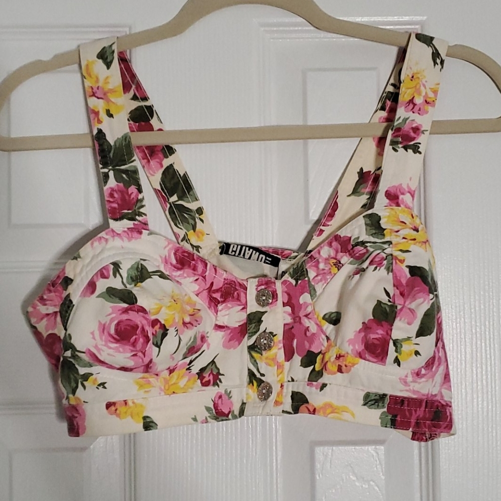 Vintage Gitano floral crop